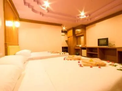 Phi Phi Don Chukit Resort 3*, Phi Phi-eilanden