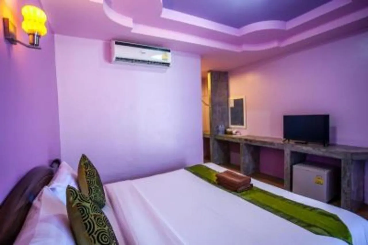 Phi Phi Don Chukit Resort Thailand